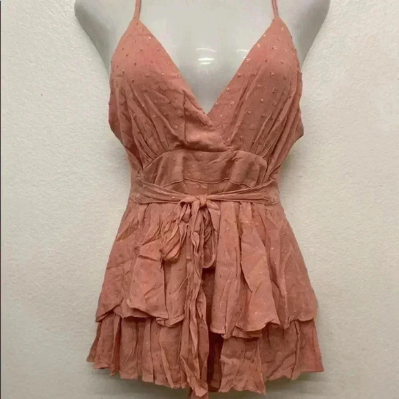 🆕Amaryllis Breeze Swiss Dot Tiered Ruffle Romper🆕 - Picture 5 of 12